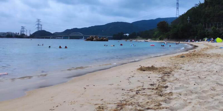 Descubra a Beleza Natural da Praia de Takenami em Mihama, Fukui-ken Japão